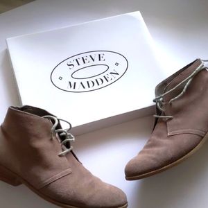 Steve Madden Peter Pan booties